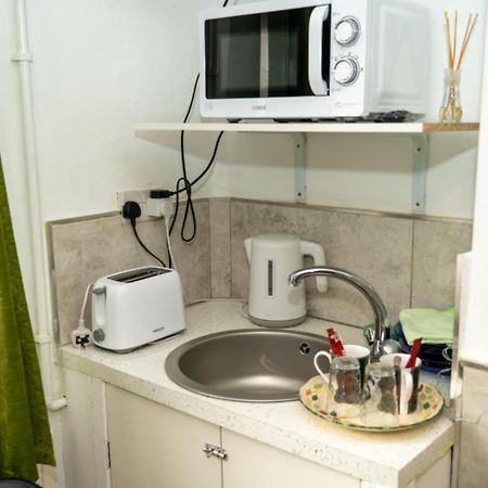 Amarillys Guest House Πρέστον Εξωτερικό φωτογραφία