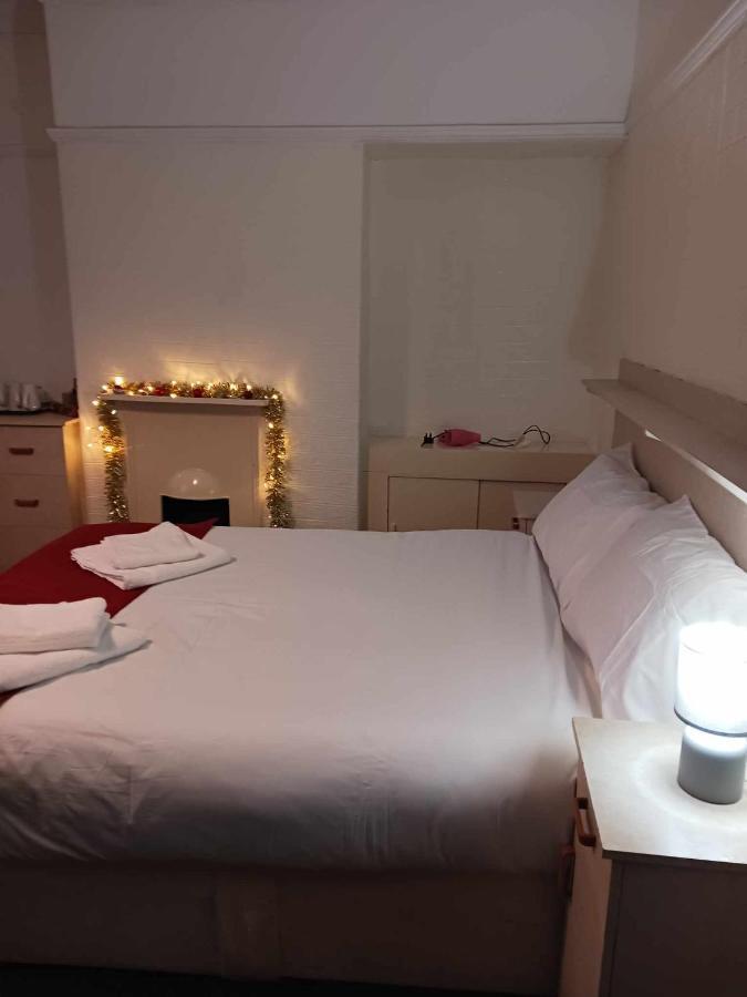 Amarillys Guest House Πρέστον Εξωτερικό φωτογραφία
