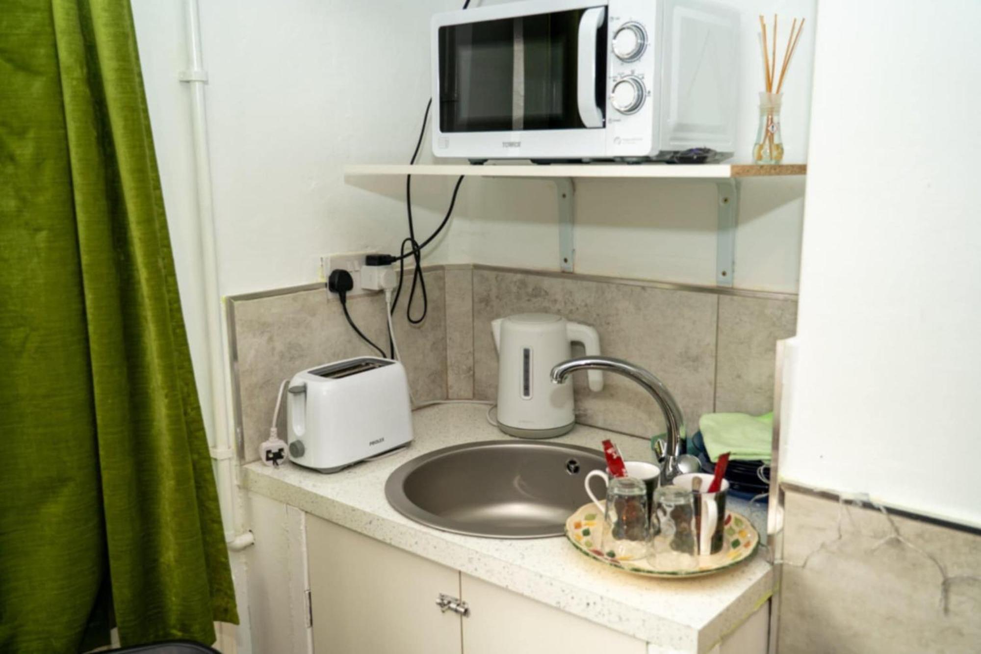 Amarillys Guest House Πρέστον Εξωτερικό φωτογραφία